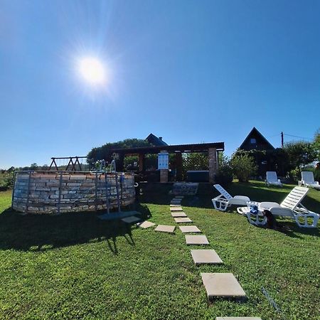 Guesthouse Mreznica- Mreznicka Idila Resort Galovic-Selo Exterior photo