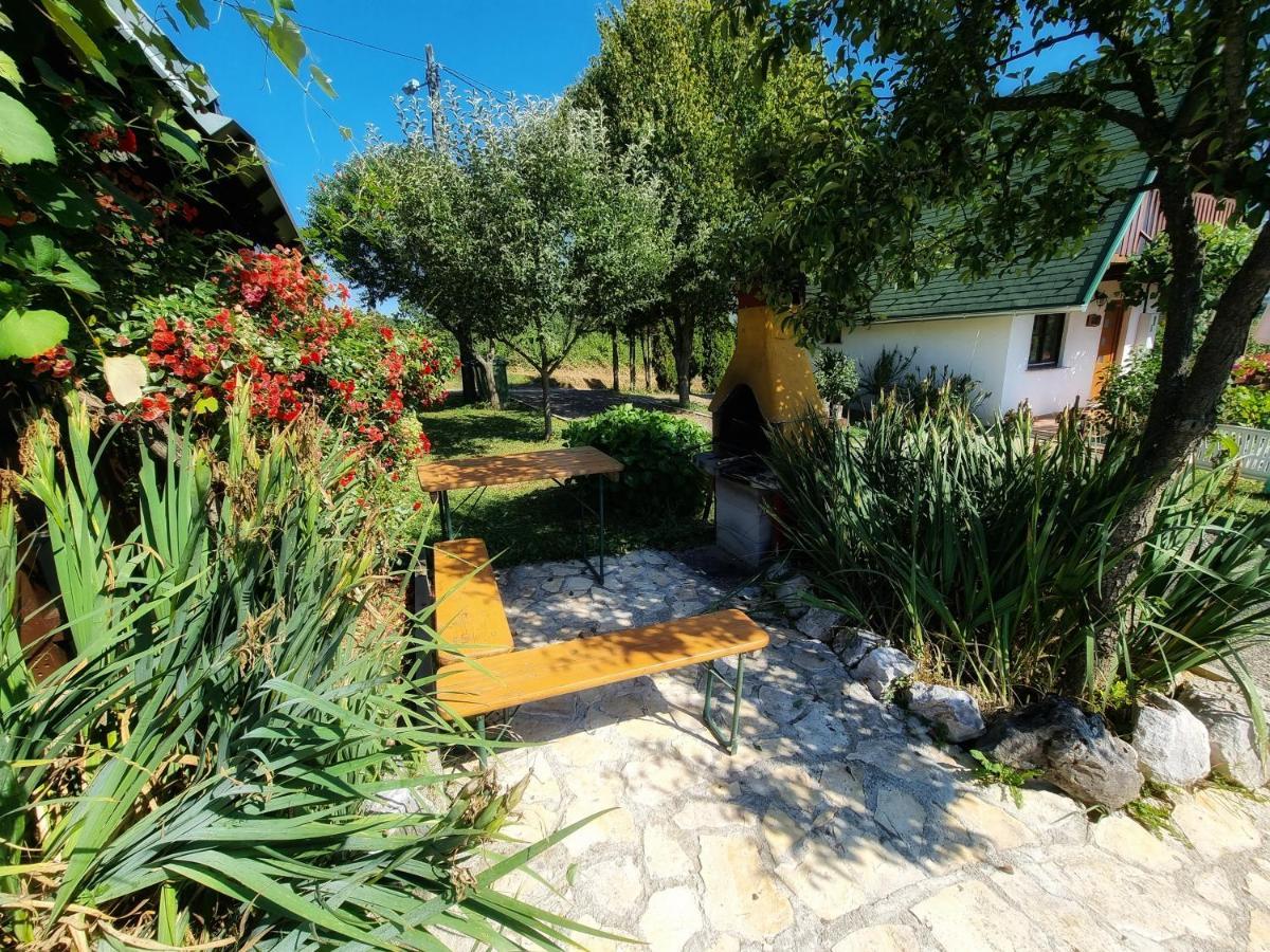 Guesthouse Mreznica- Mreznicka Idila Resort Galovic-Selo Exterior photo